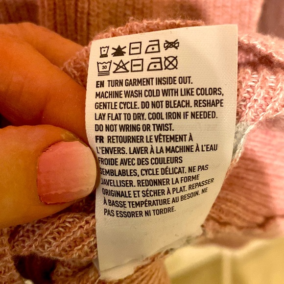 EUC - American Eagle - Size Small - Rose and grey stripped sweater - Picture 3 of 4